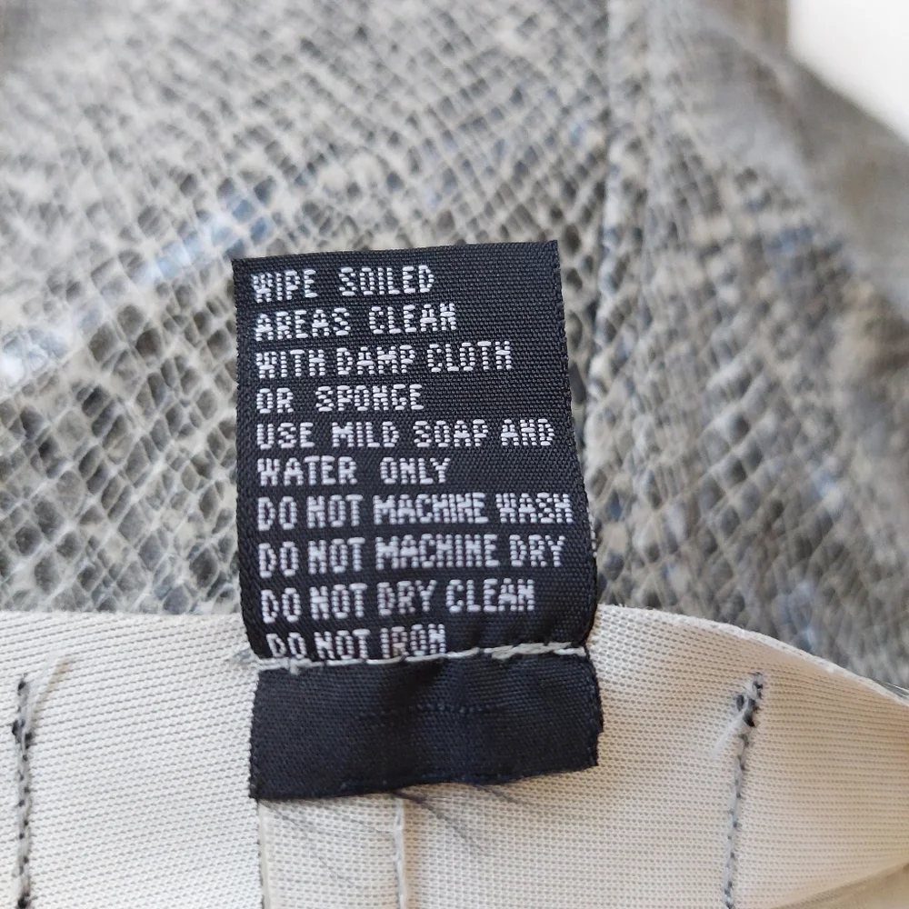 Xhiliration mini skirt NWOT